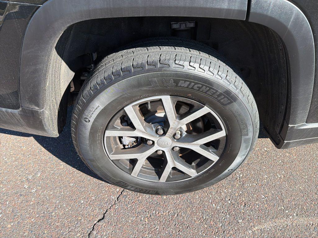 used 2023 Jeep Grand Cherokee L car, priced at $33,495