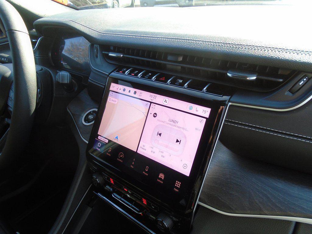 new 2025 Jeep Grand Cherokee car, priced at $42,485