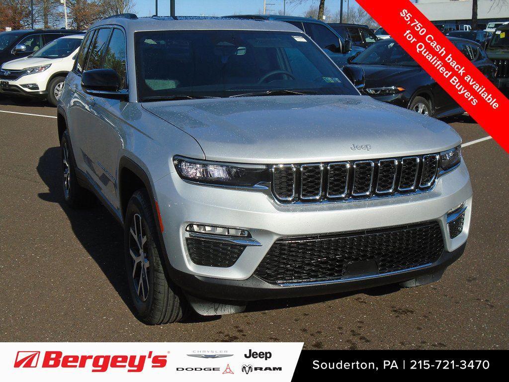 new 2025 Jeep Grand Cherokee car, priced at $42,485