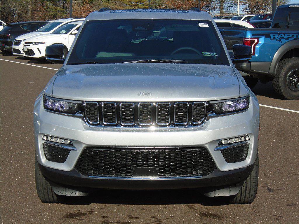 new 2025 Jeep Grand Cherokee car, priced at $42,485