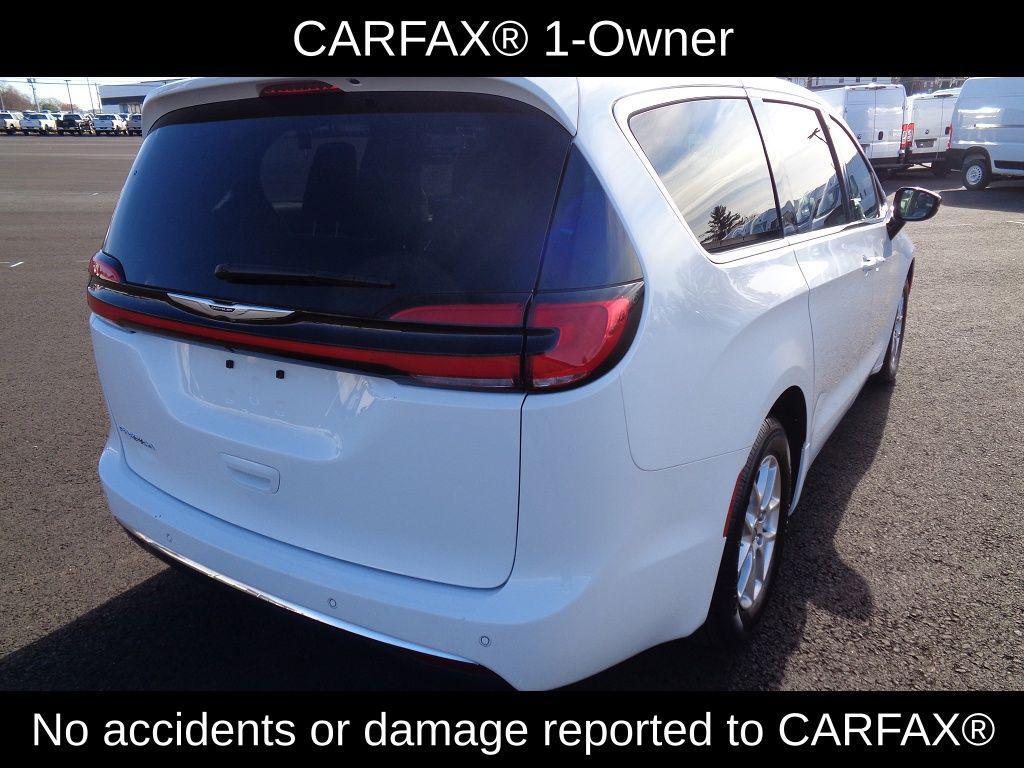 used 2024 Chrysler Pacifica car, priced at $26,990