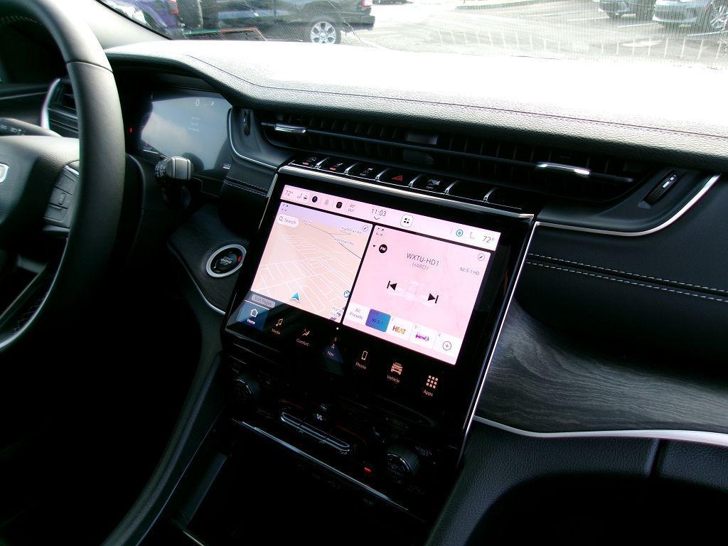 new 2025 Jeep Grand Cherokee car, priced at $46,294