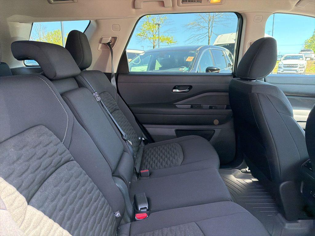 used 2022 Nissan Pathfinder car, priced at $25,690