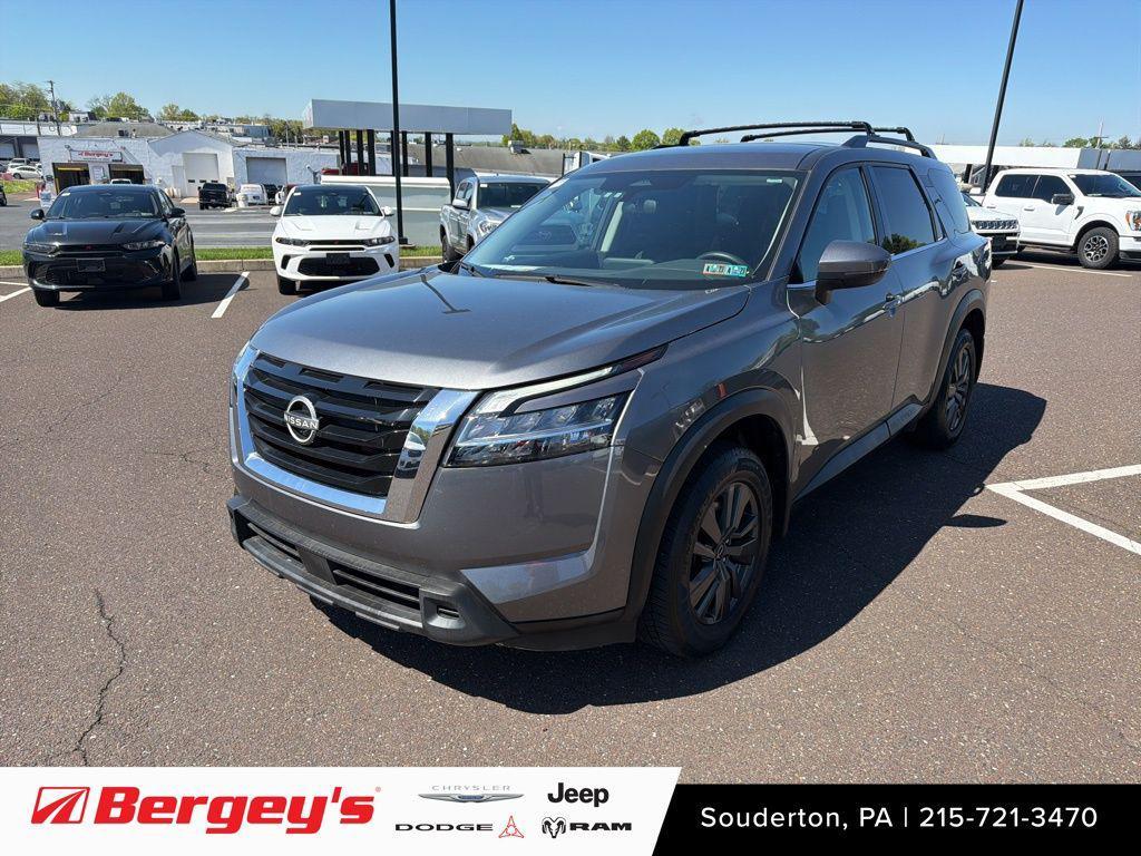 used 2022 Nissan Pathfinder car, priced at $25,690