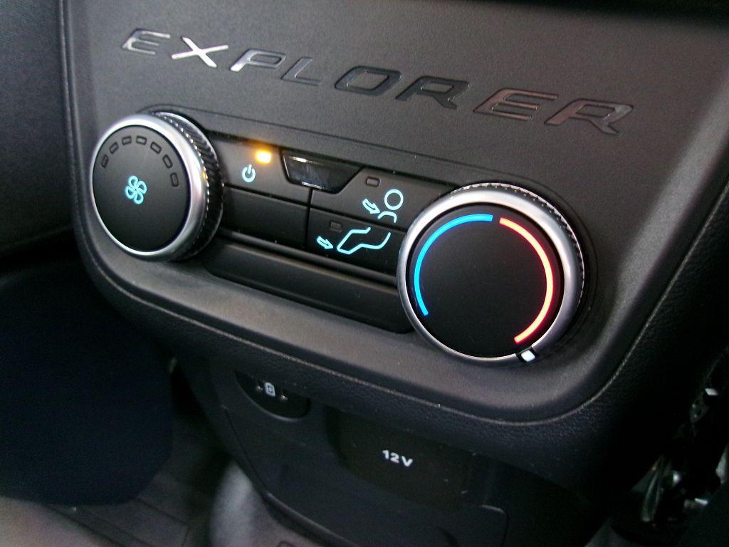 used 2025 Ford Explorer car, priced at $33,990