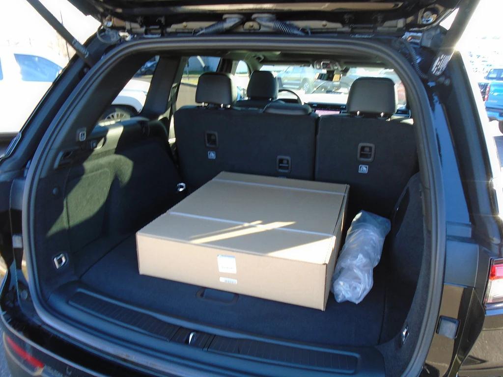 new 2022 Jeep Grand Cherokee 4xe car