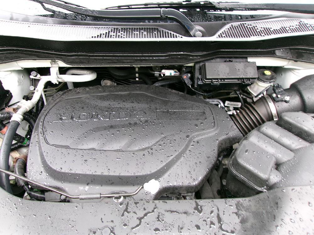 used 2021 Honda Pilot car, priced at $22,000