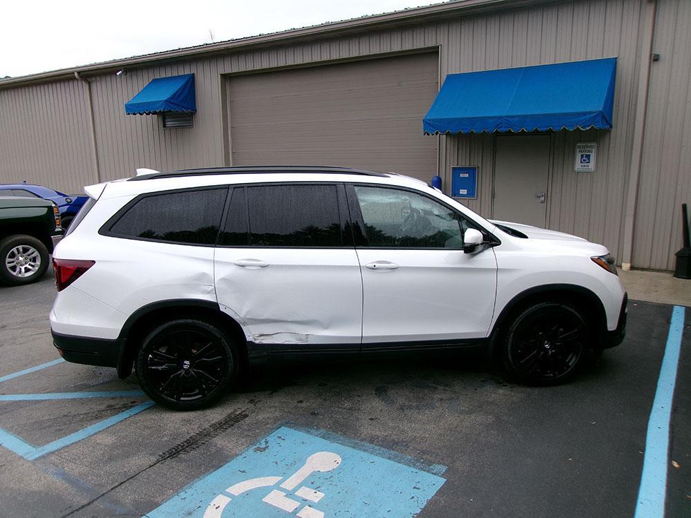 used 2021 Honda Pilot car, priced at $22,000