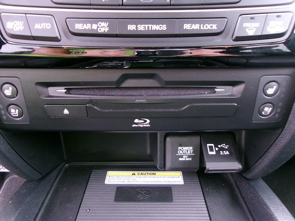 used 2021 Honda Pilot car, priced at $22,000