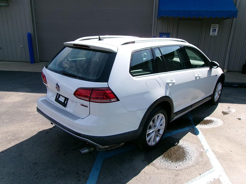 used 2019 Volkswagen Golf Alltrack car, priced at $9,300