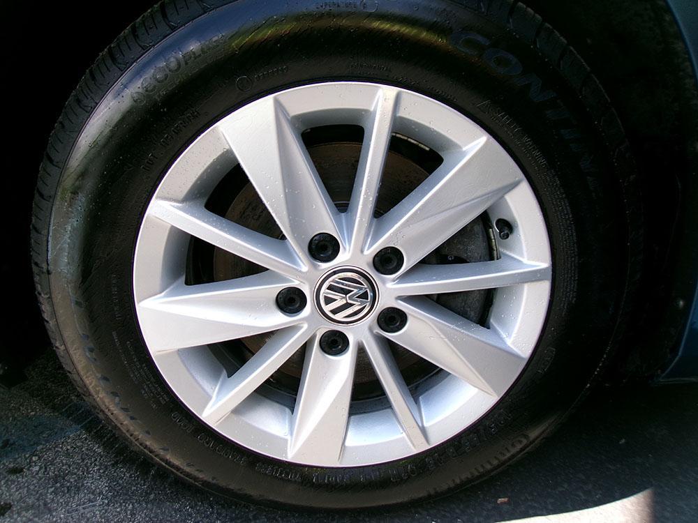 used 2017 Volkswagen Golf car, priced at $5,900