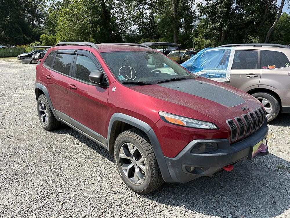 used 2015 Jeep Cherokee car