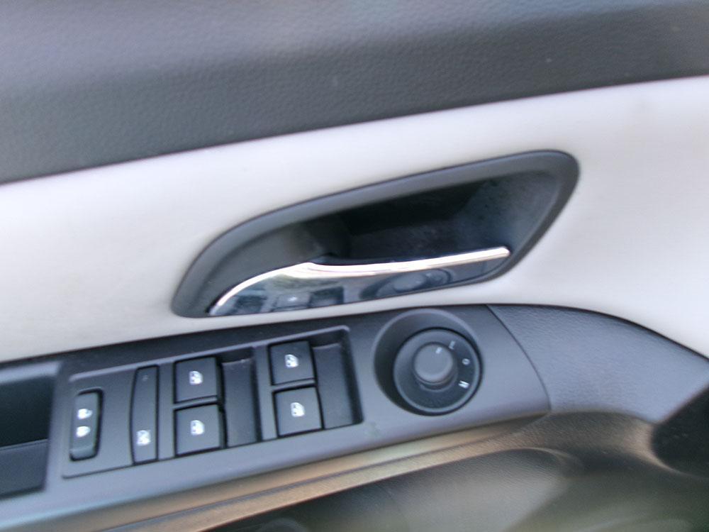 used 2016 Chevrolet Cruze Limited car, priced at $5,500