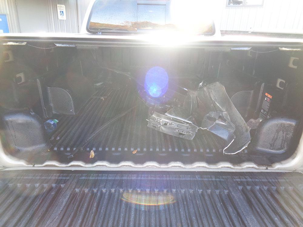 used 2021 GMC Canyon car, priced at $18,900