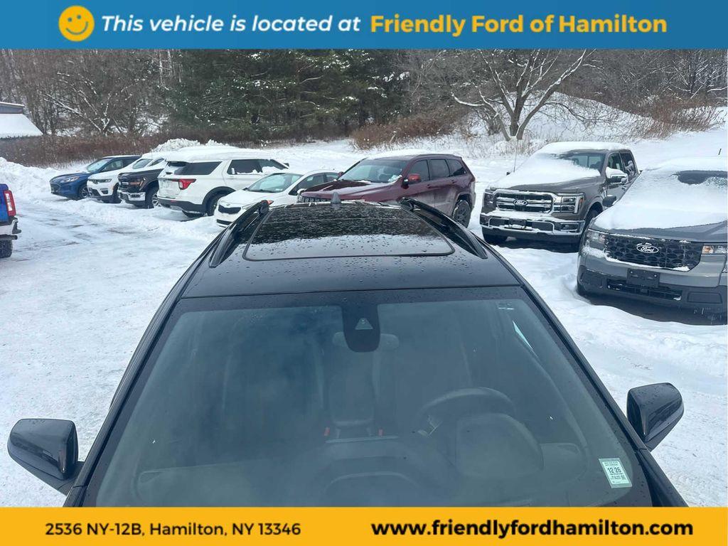 used 2023 Chevrolet Equinox car, priced at $22,495