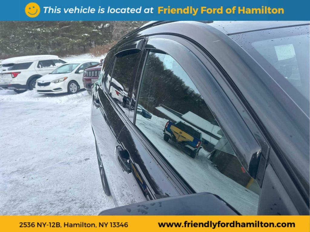 used 2023 Chevrolet Equinox car, priced at $22,495