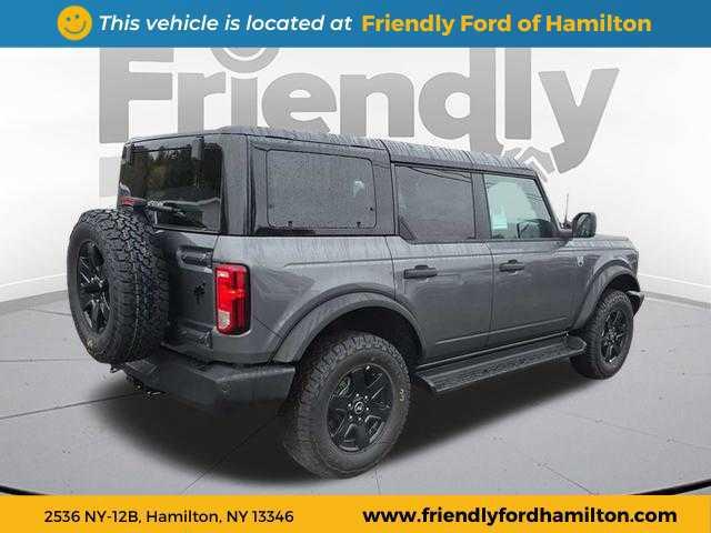 new 2025 Ford Bronco car, priced at $50,672