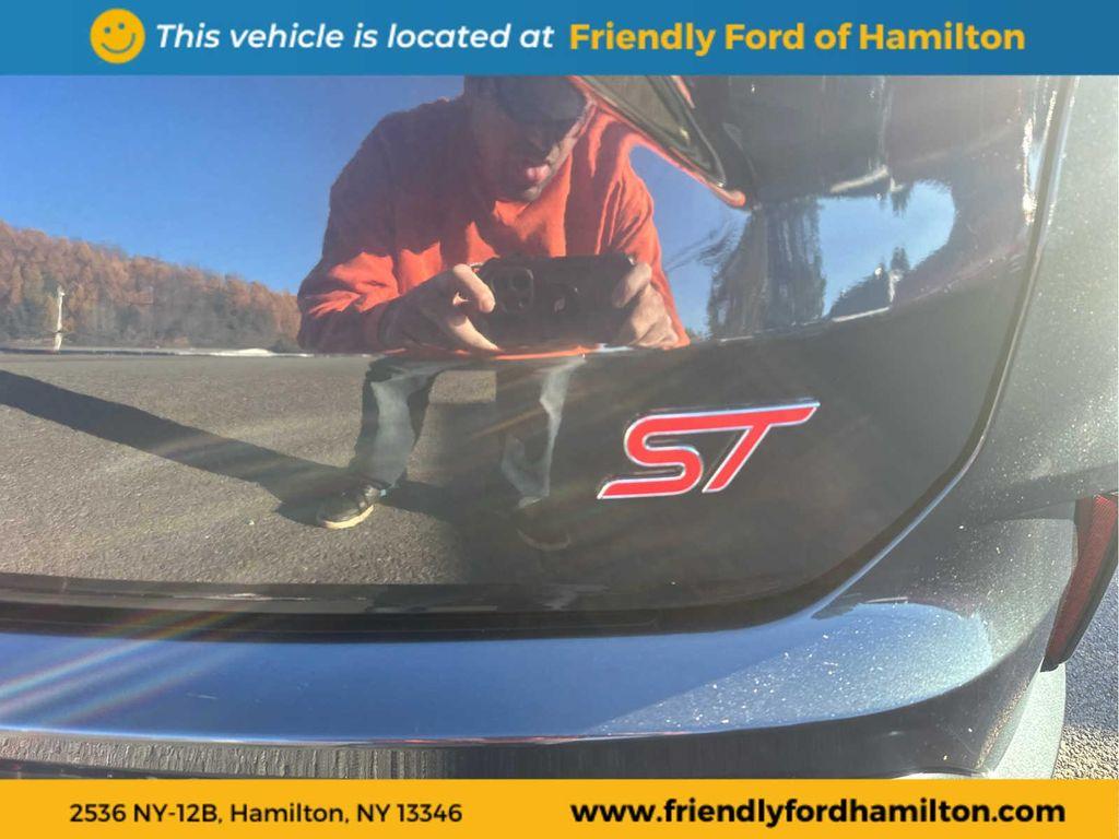 used 2024 Ford Edge car, priced at $31,995