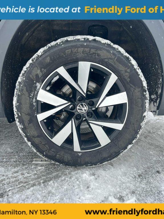 used 2022 Volkswagen Atlas Cross Sport car, priced at $21,495