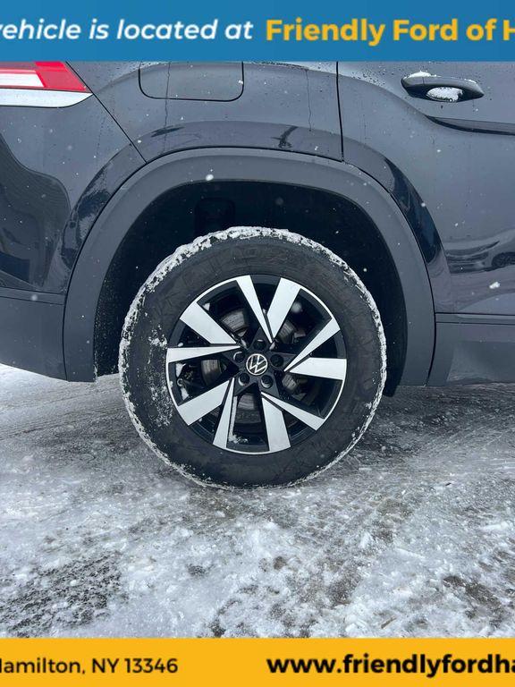 used 2022 Volkswagen Atlas Cross Sport car, priced at $21,495