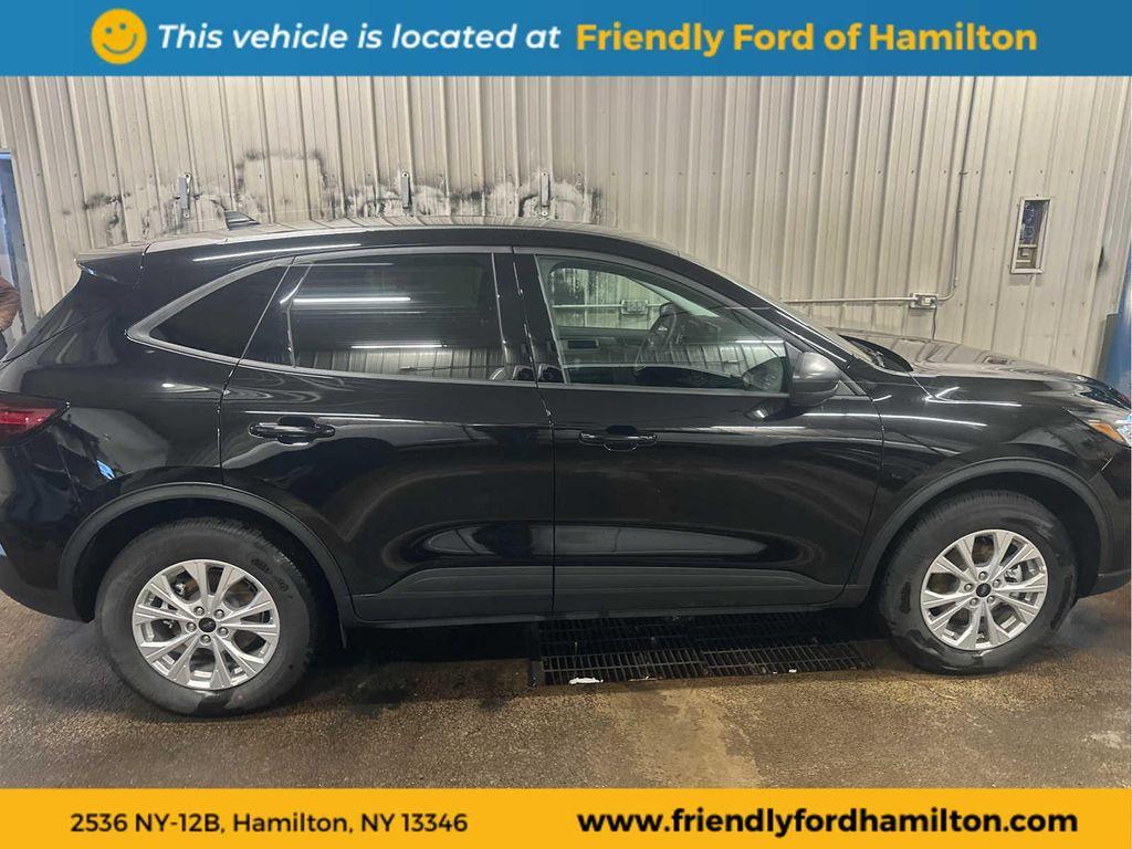 used 2025 Ford Escape car