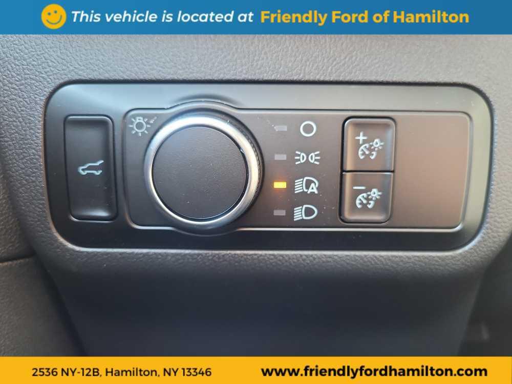 new 2025 Ford Escape car, priced at $33,009