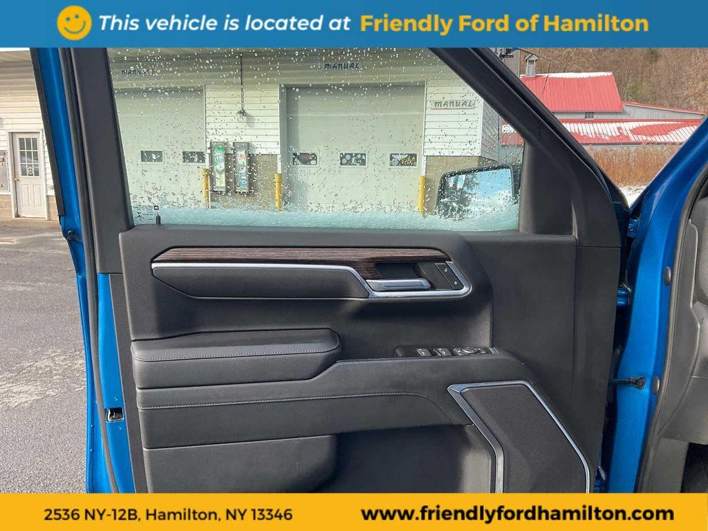 used 2022 GMC Sierra 1500 car, priced at $34,495