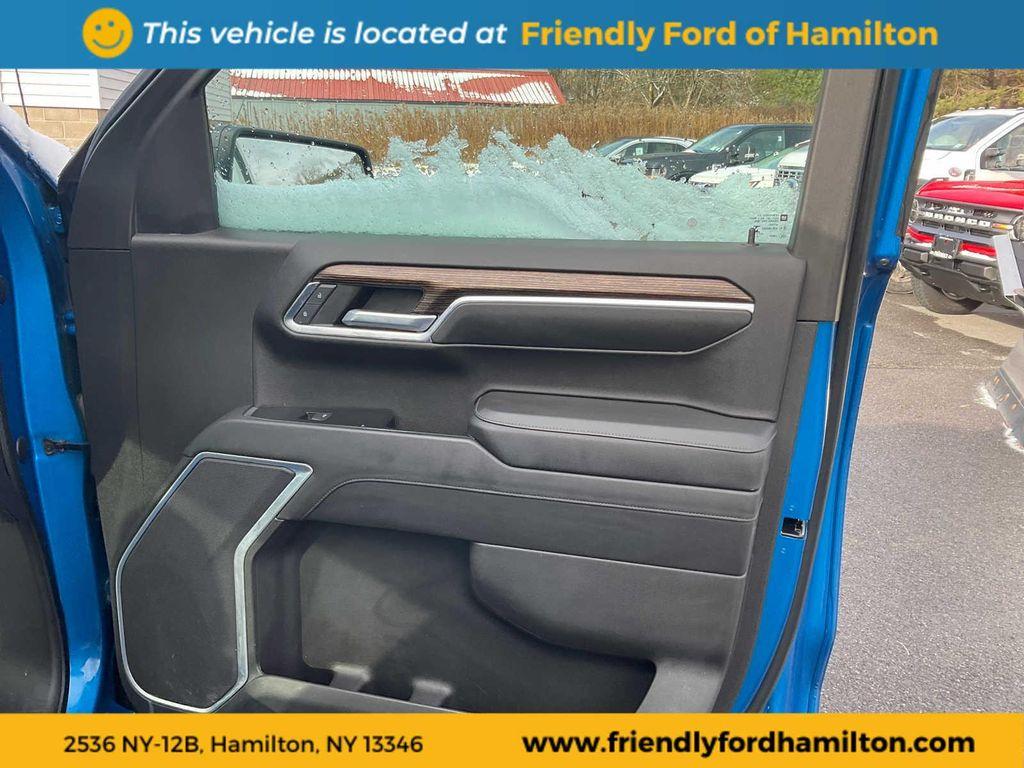 used 2022 GMC Sierra 1500 car, priced at $34,495