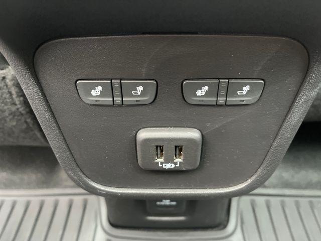 used 2023 Chevrolet Equinox car, priced at $25,000
