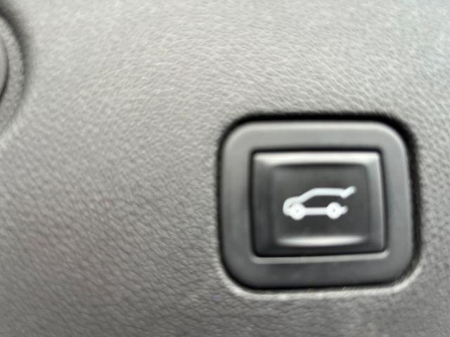 used 2023 Chevrolet Equinox car, priced at $25,000