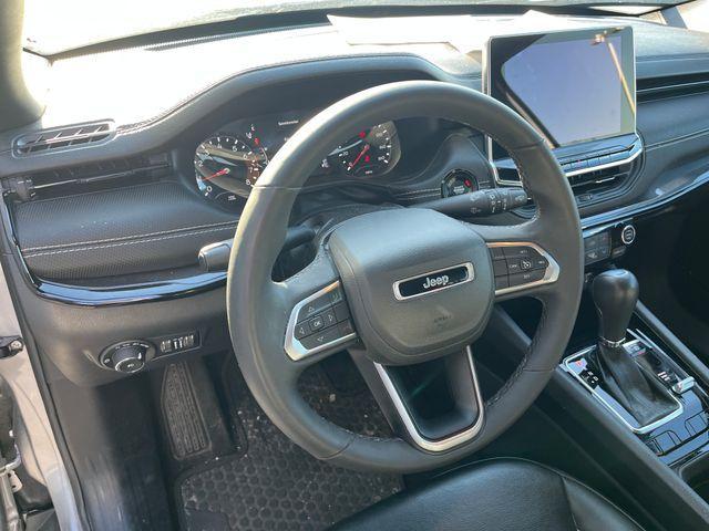 used 2023 Jeep Compass car