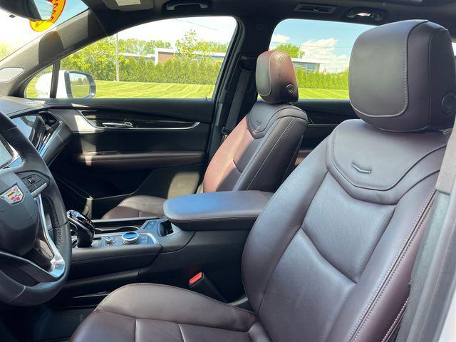 used 2024 Cadillac XT6 car, priced at $42,749