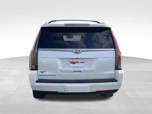 used 2015 Cadillac Escalade ESV car, priced at $12,991
