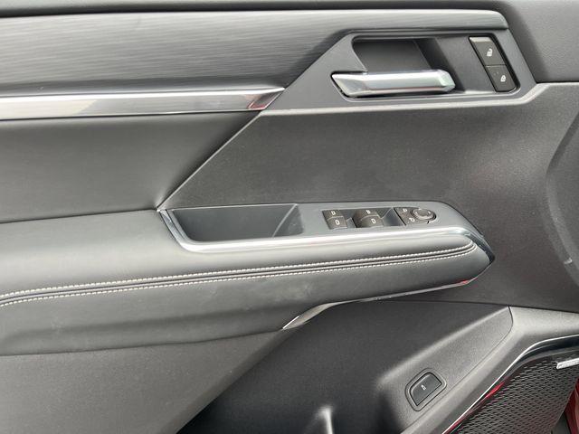 new 2026 GMC Acadia car, priced at $53,372