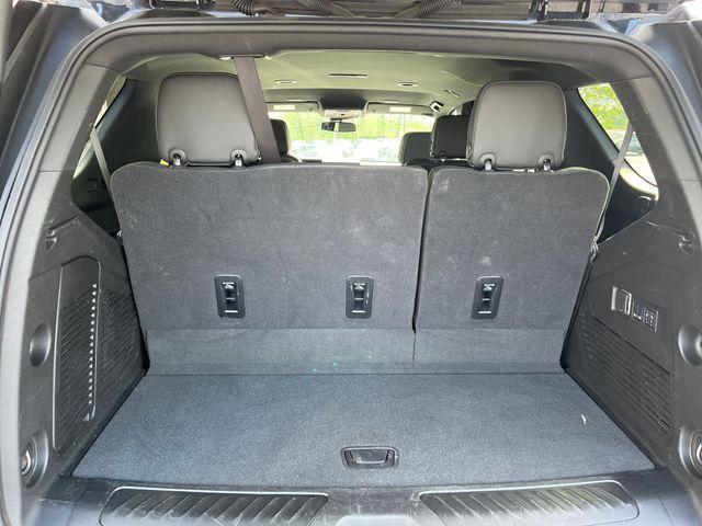 used 2025 GMC Yukon car, priced at $65,991