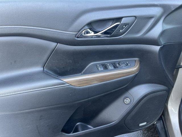 used 2023 GMC Acadia car, priced at $25,619