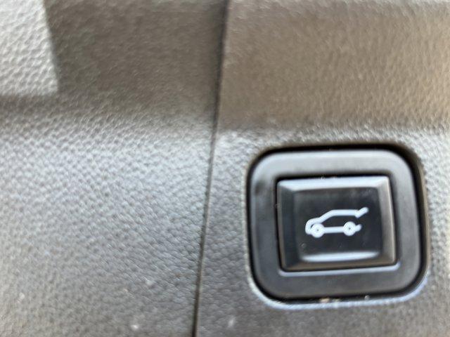 used 2023 GMC Acadia car, priced at $25,619