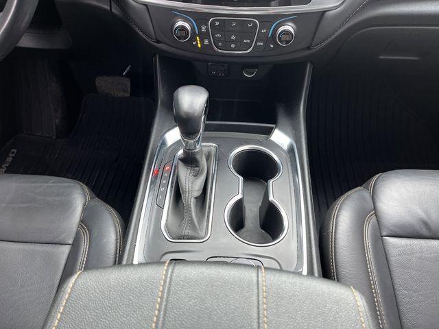 used 2021 Chevrolet Traverse car, priced at $20,000