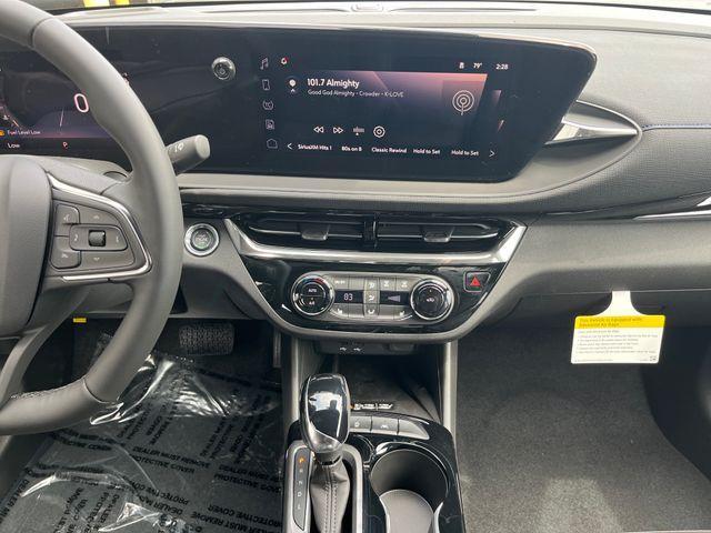 new 2026 Buick Envista car, priced at $30,720