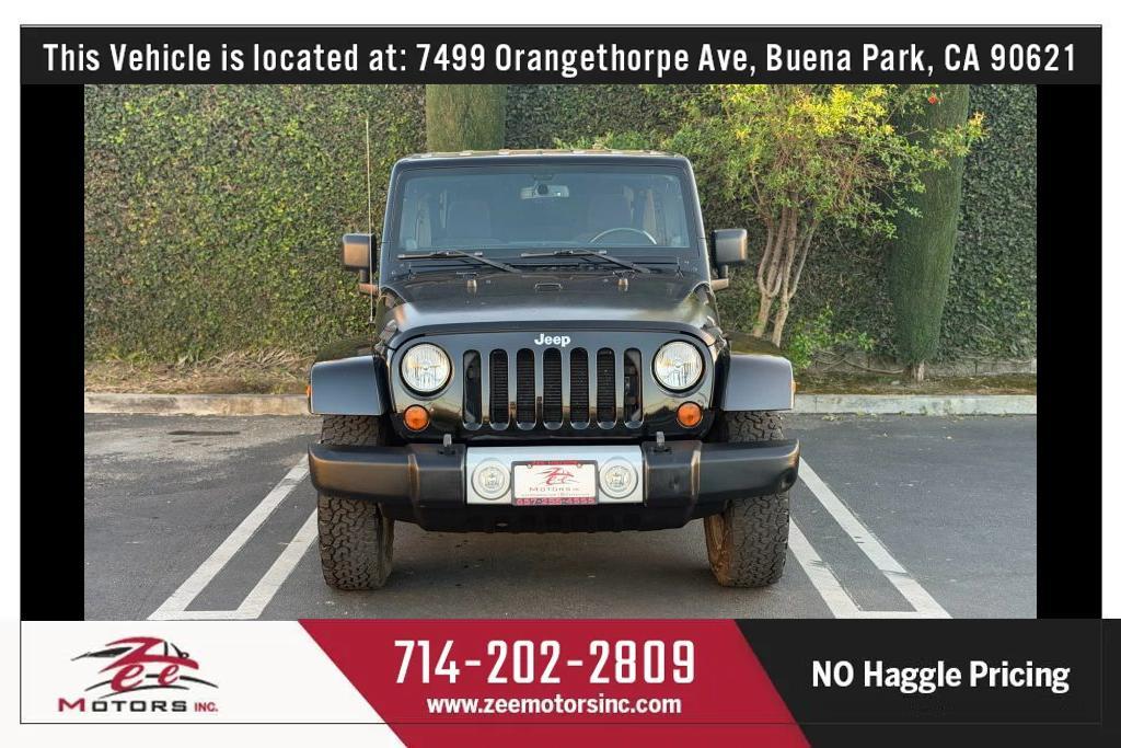 used 2013 Jeep Wrangler Unlimited car, priced at $16,995