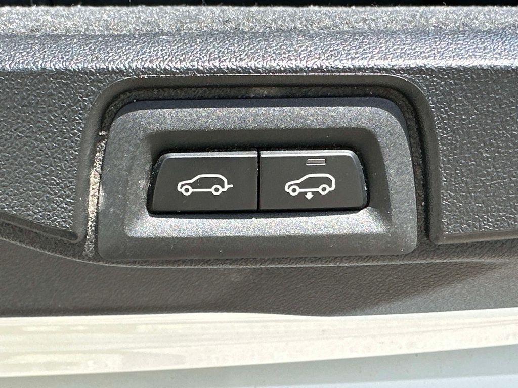 used 2021 BMW X7 car, priced at $36,997