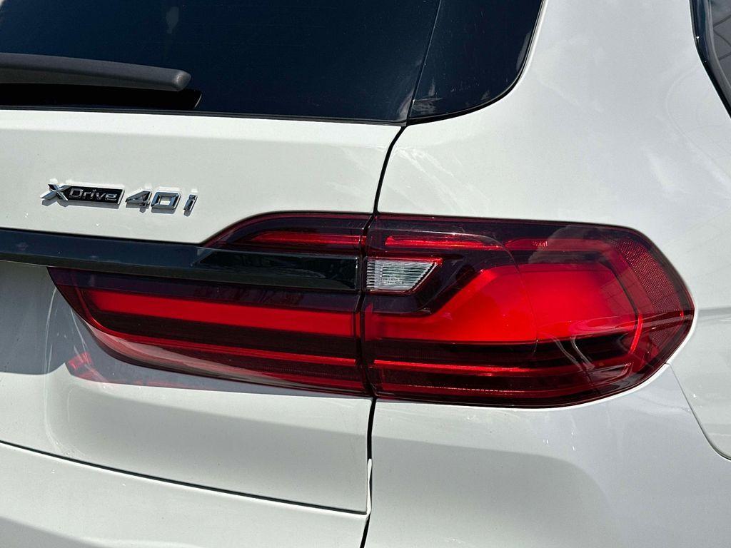 used 2021 BMW X7 car, priced at $36,997