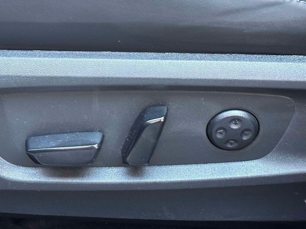 used 2025 INFINITI QX60 car, priced at $32,798