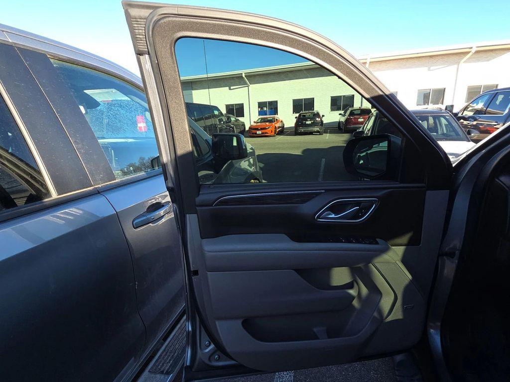 used 2022 Chevrolet Tahoe car, priced at $43,980