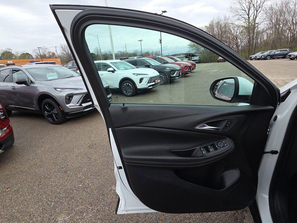 used 2022 Buick Encore GX car, priced at $15,768