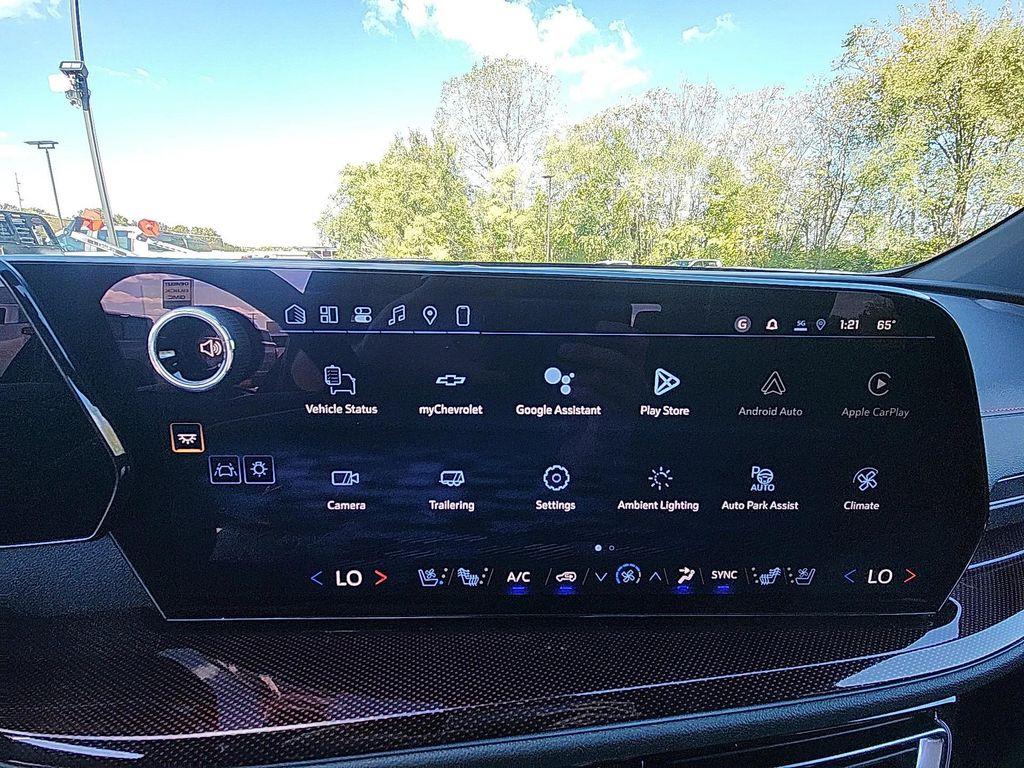 new 2026 Chevrolet Traverse car, priced at $55,550