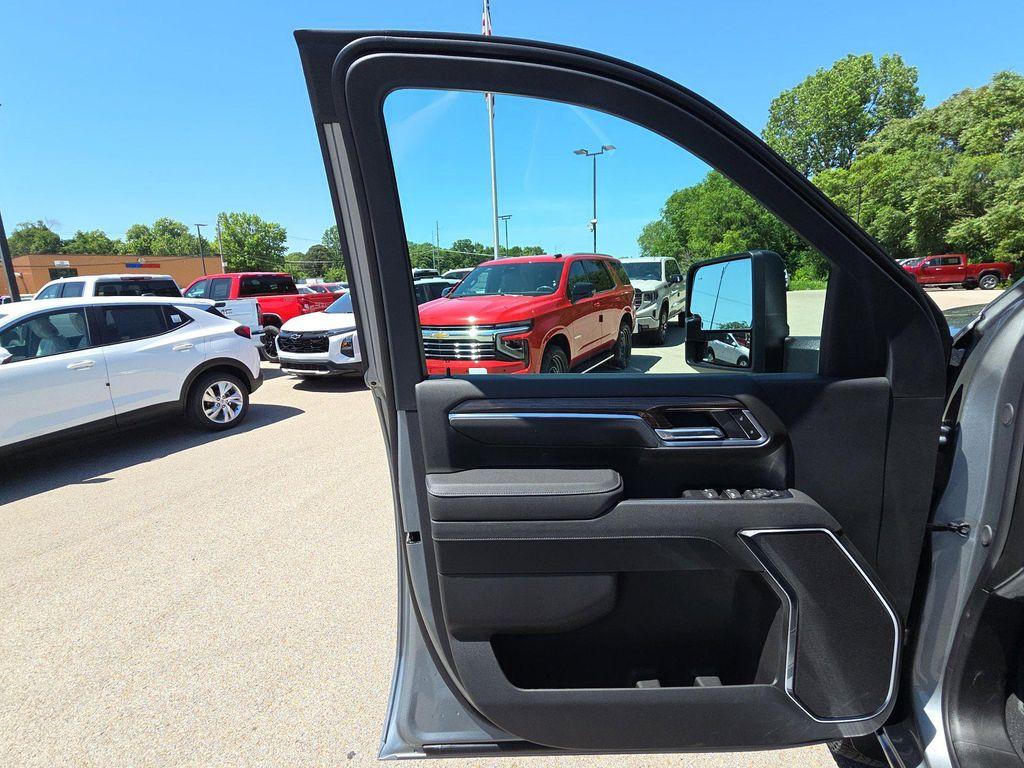 new 2026 Chevrolet Silverado 3500 car, priced at $73,860