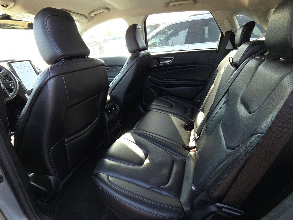 used 2022 Ford Edge car, priced at $20,580