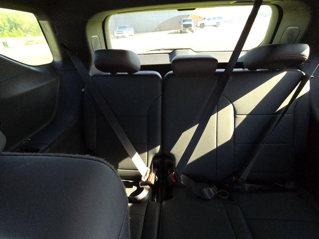 used 2024 Chevrolet Traverse car, priced at $44,472