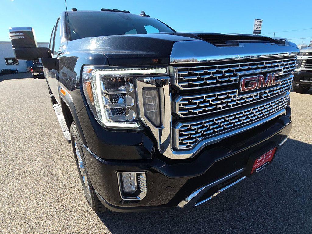 used 2022 GMC Sierra 2500 car, priced at $52,817